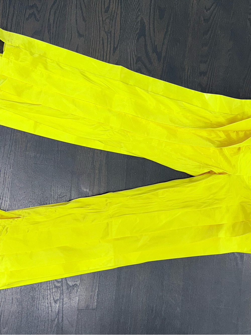 High-Waist Yellow Satin Wide-Leg Pants - Picture 7 of 8